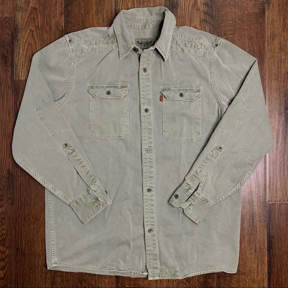 Levi’s Heavy Military Green Button Long Sleeve Top